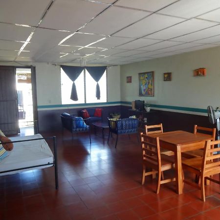 León Harvest House Nicaragua酒店 外观 照片