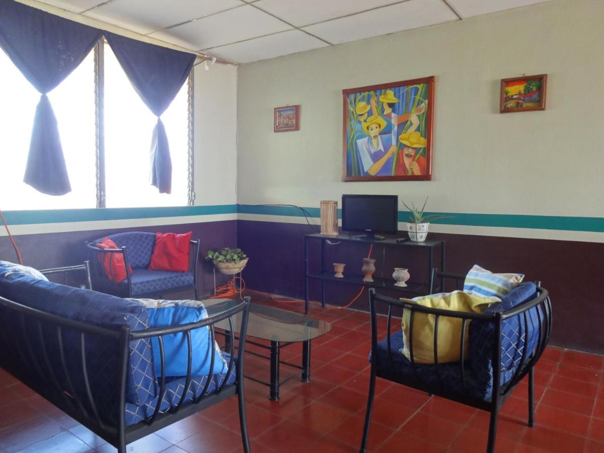 León Harvest House Nicaragua酒店 外观 照片