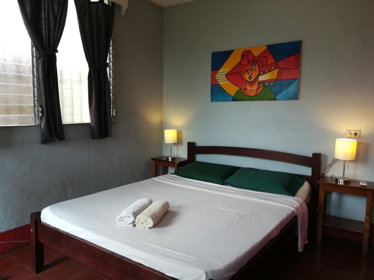 León Harvest House Nicaragua酒店 外观 照片