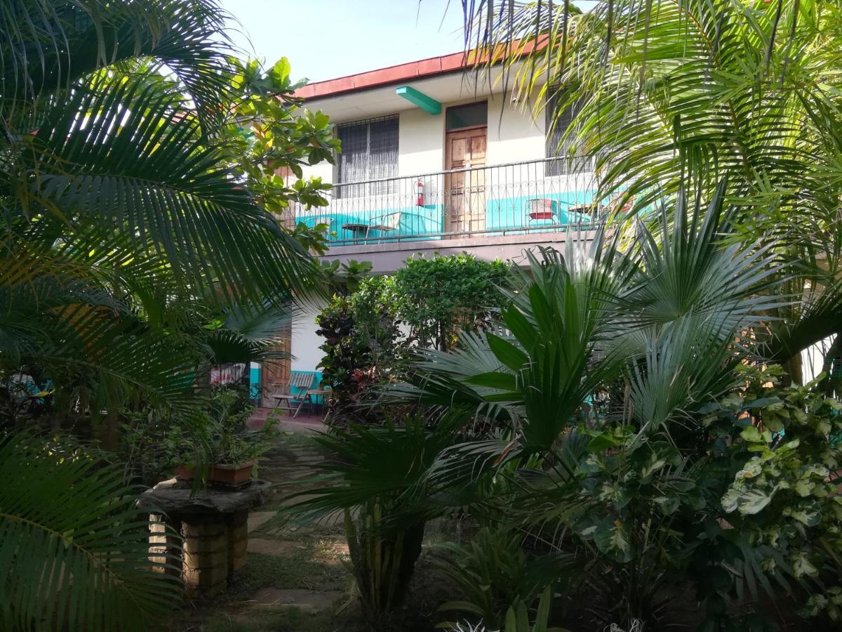 León Harvest House Nicaragua酒店 外观 照片